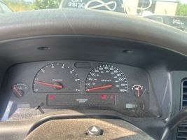 2004 DODGE DAKOTA 