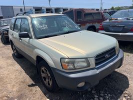 2005 SUBARU FORESTER X
