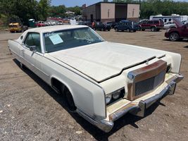 1973 LINCOLN  