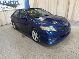 2011 TOYOTA CAMRY 