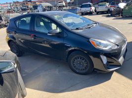 2015 TOYOTA PRIUS C 