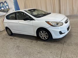 2014 HYUNDAI ACCENT GS