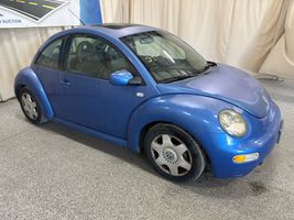 2001 VOLKSWAGEN NEW BEETLE GLX