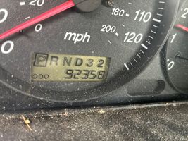2003 MAZDA MPV 