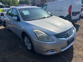 2011 NISSAN ALTIMA S