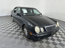 2000 MERCEDES-BENZ E CLASS E320