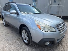 2014 SUBARU OUTBACK