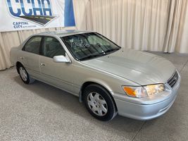 2001 TOYOTA CAMRY 