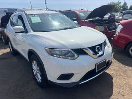 2015 NISSAN ROGUE SV