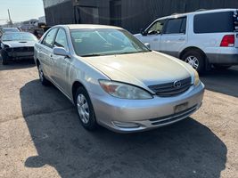 2002 TOYOTA CAMRY SE