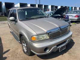 2002 LINCOLN NAVIGATOR 