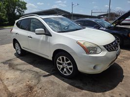 2011 NISSAN ROGUE SV