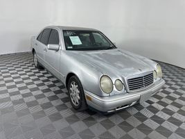1997 MERCEDES-BENZ E CLASS E300D