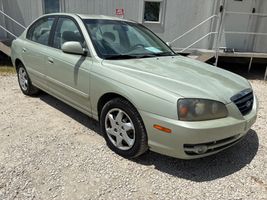 2004 HYUNDAI ELANTRA GLS