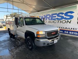 2004 GMC SIERRA 3500