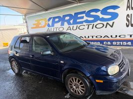 2004 VOLKSWAGEN GOLF