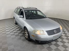 2004 VOLKSWAGEN PASSAT GLS