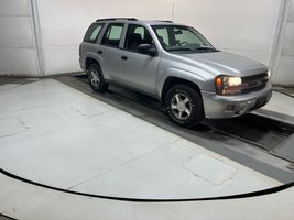 2004 CHEVROLET TRAILBLAZER LS