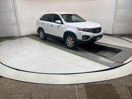2013 KIA SORENTO LX