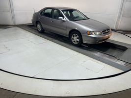 1999 NISSAN ALTIMA GLE