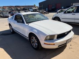 2005 FORD MUSTANG BASE