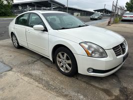 2004 NISSAN MAXIMA SL