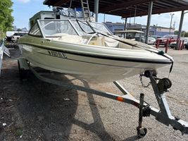 2008 BAYLINER MARINE CORP 175