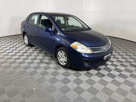 2010 NISSAN VERSA S