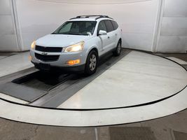2009 CHEVROLET TRAVERSE LT