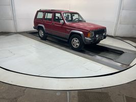 1989 JEEP CHEROKEE LAREDO