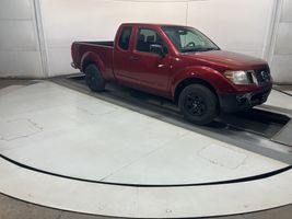 2015 NISSAN FRONTIER S
