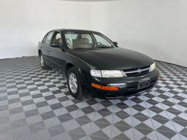1998 NISSAN MAXIMA GLE