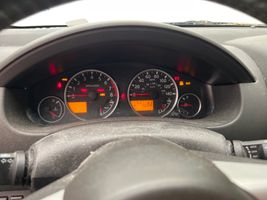 2011 NISSAN PATHFINDER SV