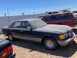 1982 MERCEDES-BENZ 300 SERIES 300SD