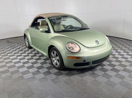 2007 VOLKSWAGEN NEW BEETLE 