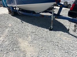 2005 EZ LOADER BOAT TRAILER 