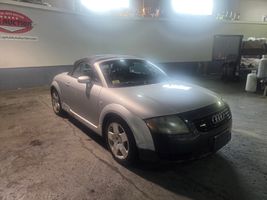 2001 AUDI TT 