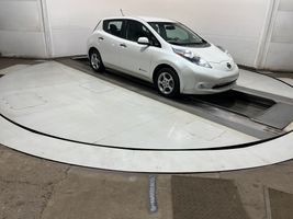 2013 NISSAN LEAF SV