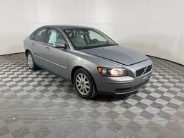 2006 VOLVO S40 T5
