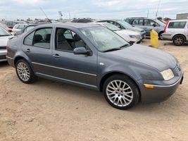 2004 VOLKSWAGEN JETTA GLI