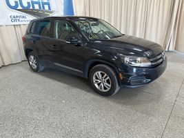 2012 VOLKSWAGEN TIGUAN S