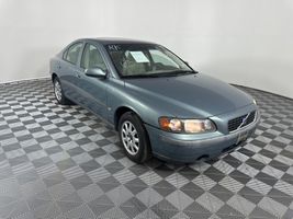 2002 VOLVO S60 BASE
