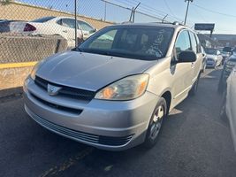 2005 TOYOTA SIENNA CE 7 PASSENGER