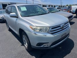 2013 TOYOTA HIGHLANDER 