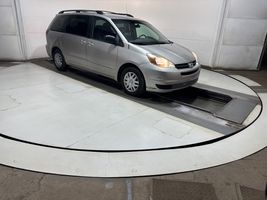 2005 TOYOTA SIENNA CE 7-PASSENGER
