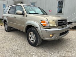 2002 TOYOTA SEQUOIA SR5