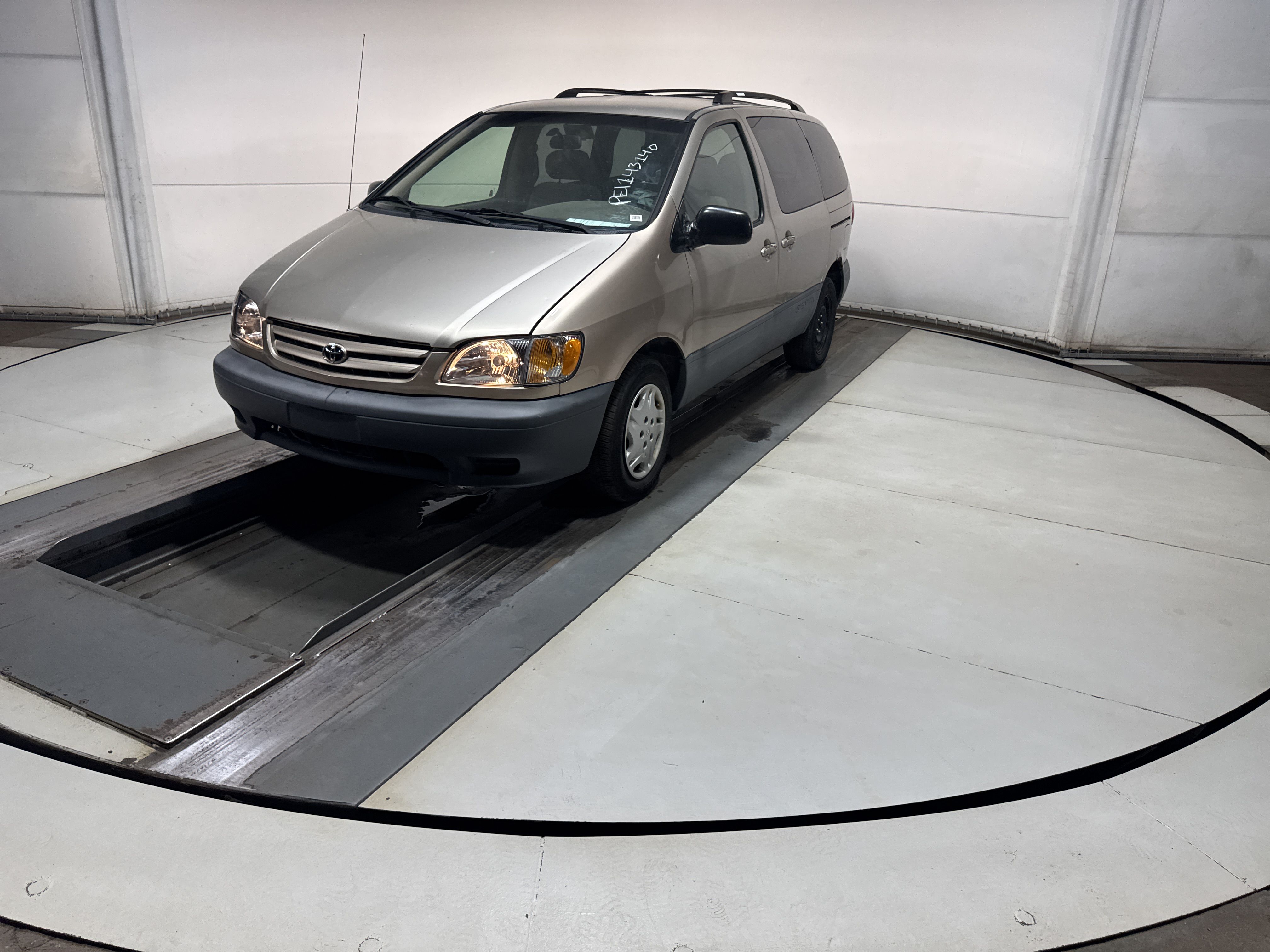 2003 TOYOTA