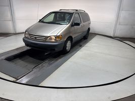 2003 TOYOTA SIENNA CE