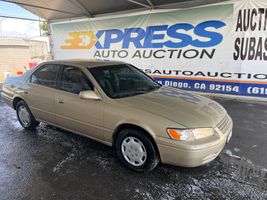 1999 TOYOTA CAMRY LE