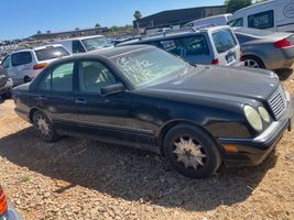 1999 MERCEDES-BENZ E CLASS E320